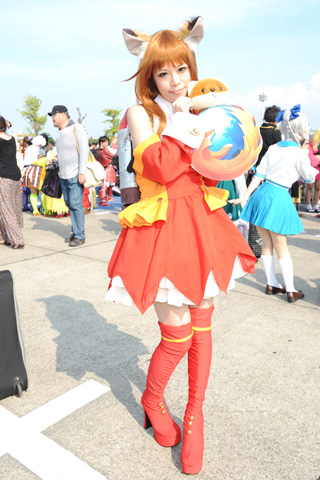 8月10日,眼部整形专家闫迎军亲临济南海峡美容整形医院_开运 SPORTS(图4) 开运 SPORTS